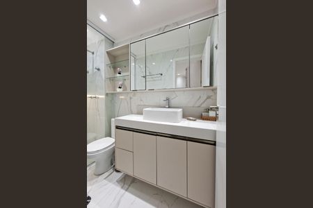 Apartamento para alugar com 151m², 3 quartos e 3 vagas Apartamento para alugar com 151m², 3 quartos e 3 vagasBanheiro da Suíte 3