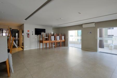 Apartamento para alugar com 151m², 3 quartos e 3 vagas Apartamento para alugar com 151m², 3 quartos e 3 vagasÁrea comum - Salão de festas