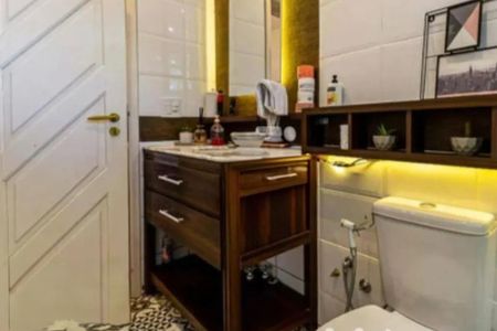 Casa de condomínio à venda com 200m², 3 quartos e 3 vagasBanheiro 1