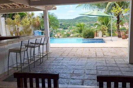 Casa de condomínio à venda com 200m², 3 quartos e 3 vagasÁrea Gourmet