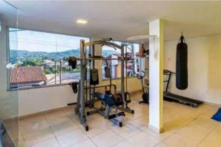 Casa de condomínio à venda com 200m², 3 quartos e 3 vagasAcademia