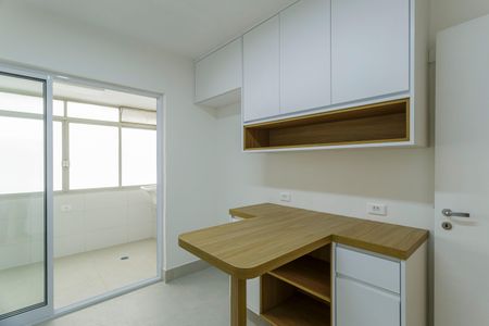 Apartamento para alugar com 126m², 2 quartos e 1 vaga Apartamento para alugar com 126m², 2 quartos e 1 vagaCozinha