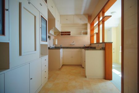 Apartamento para alugar com 166m², 3 quartos e 1 vagaCozinha