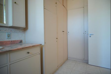Apartamento para alugar com 166m², 3 quartos e 1 vagaBanheiro da Suíte