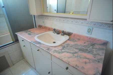 Apartamento para alugar com 166m², 3 quartos e 1 vagaBanheiro da Suíte