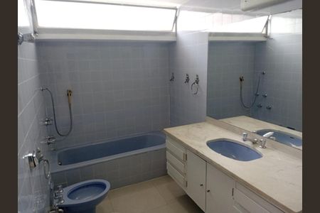 Apartamento à venda com 176m², 3 quartos e 1 vagaFoto 32