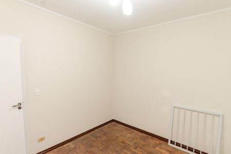 Casa à venda com 170m², 3 quartos e 3 vagas Casa à venda com 170m², 3 quartos e 3 vagasQuarto 2