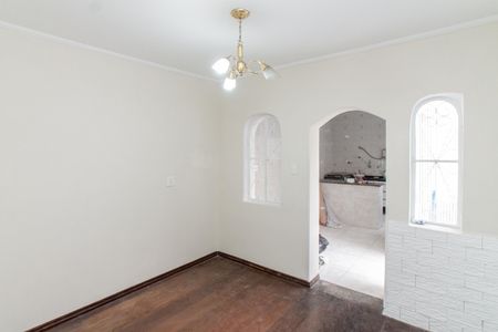 Casa à venda com 170m², 3 quartos e 3 vagas Casa à venda com 170m², 3 quartos e 3 vagasSala de Jantar