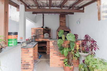 Casa à venda com 170m², 3 quartos e 3 vagas Casa à venda com 170m², 3 quartos e 3 vagasÁrea gourmet