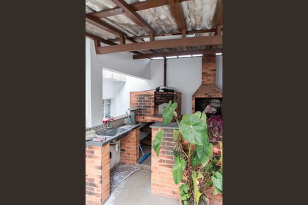 Casa à venda com 170m², 3 quartos e 3 vagas Casa à venda com 170m², 3 quartos e 3 vagasÁrea gourmet