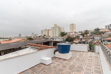 Casa à venda com 170m², 3 quartos e 3 vagas Casa à venda com 170m², 3 quartos e 3 vagasTerraço