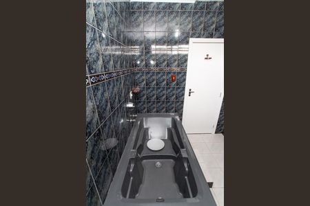 Casa à venda com 170m², 3 quartos e 3 vagas Casa à venda com 170m², 3 quartos e 3 vagasBanheiro da Suíte