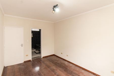 Casa à venda com 170m², 3 quartos e 3 vagas Casa à venda com 170m², 3 quartos e 3 vagasSuíte
