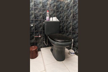 Casa à venda com 170m², 3 quartos e 3 vagas Casa à venda com 170m², 3 quartos e 3 vagasBanheiro da Suíte