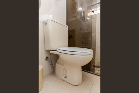 Casa à venda com 170m², 3 quartos e 3 vagas Casa à venda com 170m², 3 quartos e 3 vagasBanheiro 1