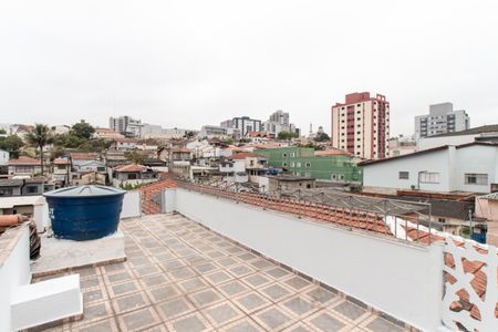 Casa à venda com 170m², 3 quartos e 3 vagas Casa à venda com 170m², 3 quartos e 3 vagasTerraço