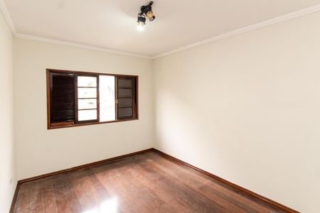 Casa à venda com 170m², 3 quartos e 3 vagas Casa à venda com 170m², 3 quartos e 3 vagasSuíte