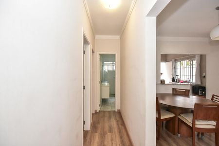 Corredor de casa à venda com 3 quartos, 321m² em Super Quadra Morumbi, São Paulo