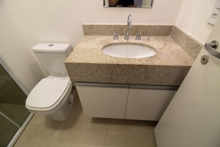 Apartamento para alugar com 69m², 2 quartos e 1 vaga Apartamento para alugar com 69m², 2 quartos e 1 vagaBanheiro