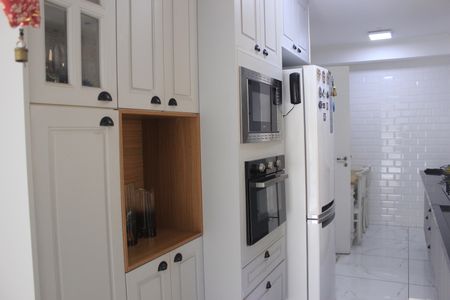 Apartamento à venda com 115m², 4 quartos e 2 vagasCozinha
