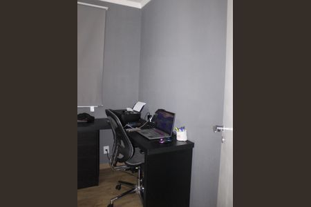 Apartamento à venda com 115m², 4 quartos e 2 vagasQuarto 3