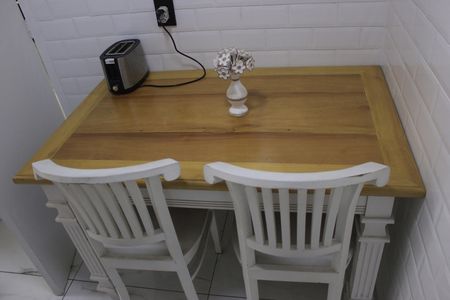 Apartamento à venda com 115m², 4 quartos e 2 vagasCozinha