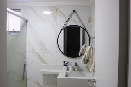 Apartamento à venda com 115m², 4 quartos e 2 vagasBanheiro social