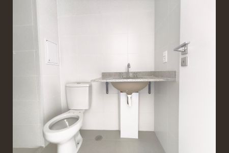 Banheiro de kitnet/studio à venda com 1 quarto, 24m² em Vila Mariana, São Paulo