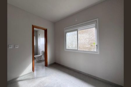 Casa à venda com 62m², 2 quartos e 2 vagas Casa à venda com 62m², 2 quartos e 2 vagasSuíte