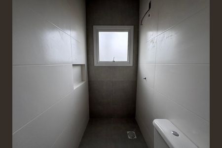 Casa à venda com 62m², 2 quartos e 2 vagas Casa à venda com 62m², 2 quartos e 2 vagasBanheiro Social