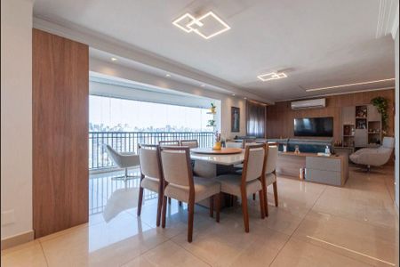 Apartamento à venda com 176m², 3 quartos e 3 vagas