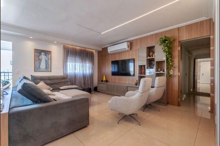 Apartamento à venda com 3 quartos, 176m² em Cambuci, São Paulo