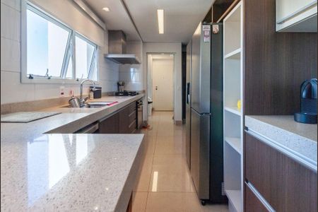 Apartamento à venda com 176m², 3 quartos e 3 vagas