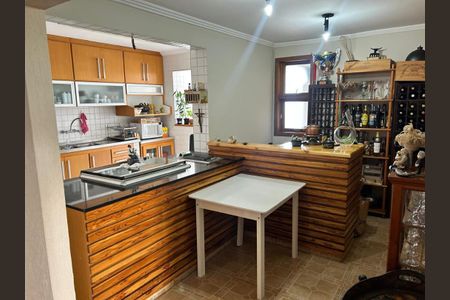 Apartamento para alugar com 3 quartos, 121m² em Santa Cecilia, São Paulo