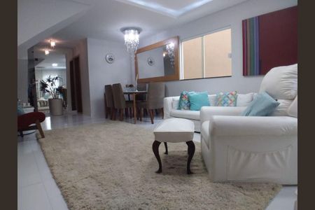 Casa à venda com 4 quartos, 270m² em Itaipu, Niterói