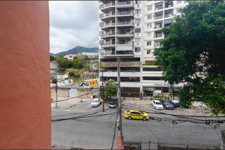 Apartamento à venda com 71m², 2 quartos e 1 vagaQuarto 2