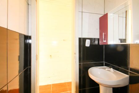 Casa à venda com 75m², 2 quartos e sem vagaBanheiro