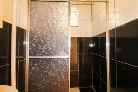 Casa à venda com 75m², 2 quartos e sem vagaBanheiro