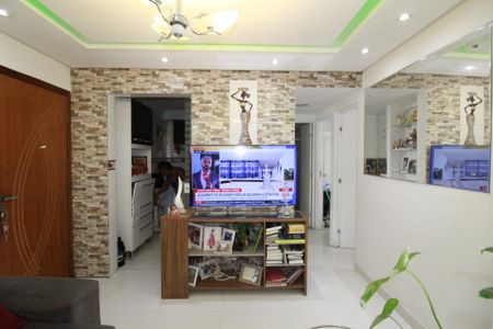 Apartamento para alugar com 72m², 2 quartos e 1 vagaSala