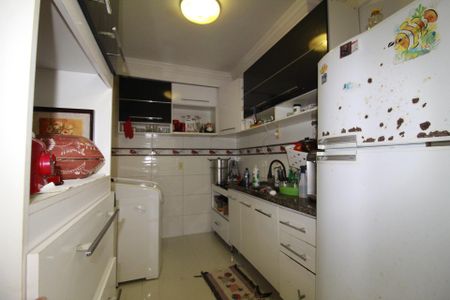 Apartamento para alugar com 72m², 2 quartos e 1 vagaCozinha e Área de Serviço