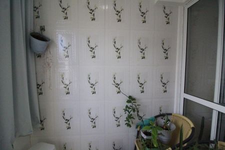 Apartamento para alugar com 72m², 2 quartos e 1 vagaSacada