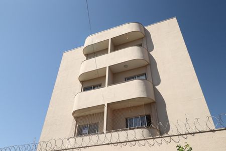 Apartamento para alugar com 64m², 2 quartos e 2 vagasPlaquinha