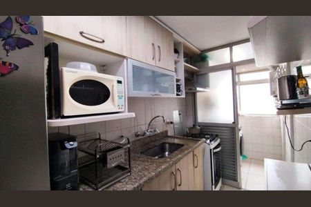 Apartamento à venda com 74m², 3 quartos e 1 vagaFoto 10