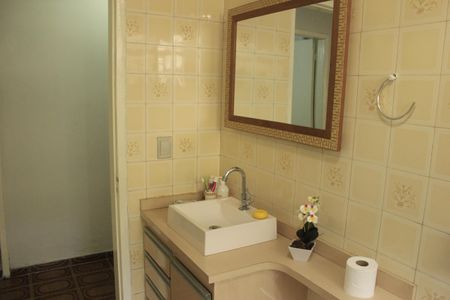 Casa à venda com 400m², 4 quartos e 5 vagasBanheiro Social