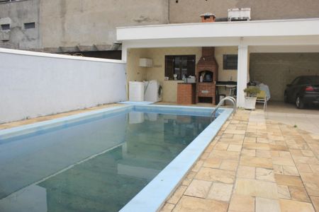 Casa à venda com 400m², 4 quartos e 5 vagasPiscina