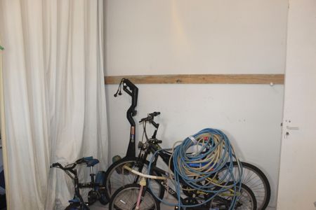 Casa à venda com 400m², 4 quartos e 5 vagasEdícula