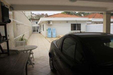 Casa à venda com 400m², 4 quartos e 5 vagasEdícula