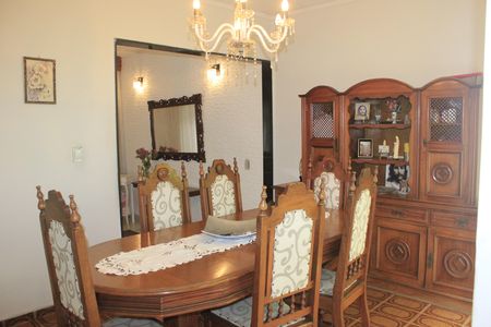 Sala de jantar de casa para alugar com 4 quartos, 400m² em Vila Rosalia, Guarulhos