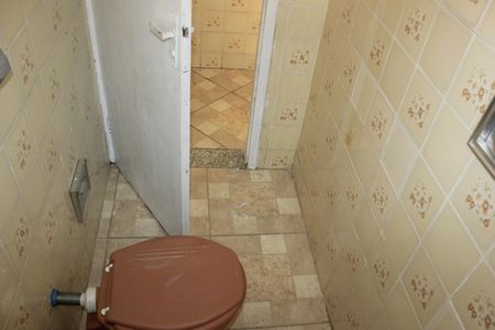 Casa à venda com 400m², 4 quartos e 5 vagasBanheiro da Edícula