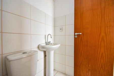 Apartamento à venda com 52m², 2 quartos e 1 vagaQuarto 2 - Banheiro